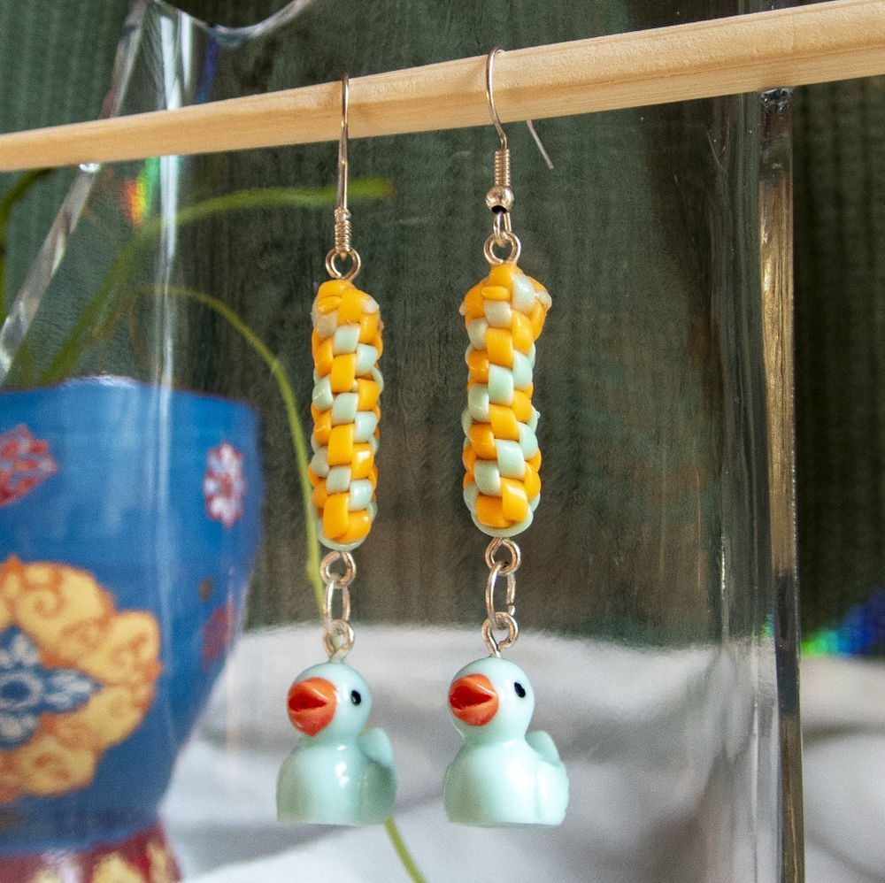 Orange Blue Spirals w Duck Charms - Handmade Lanyard / Scoobidou Earrings